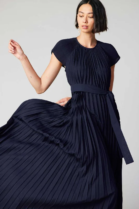 Mona Pleated Maxi Dress Elegant Sleeveless Maxi Dress