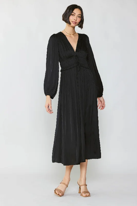 Sidonie Pleated Maxi Dress Trendy A-Line Maxi Dress