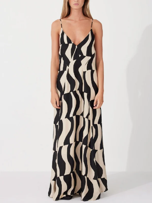 Scooped Back Relaxed Charming Fit Style Maxi Dress Trendy Maxi Dress with Lace