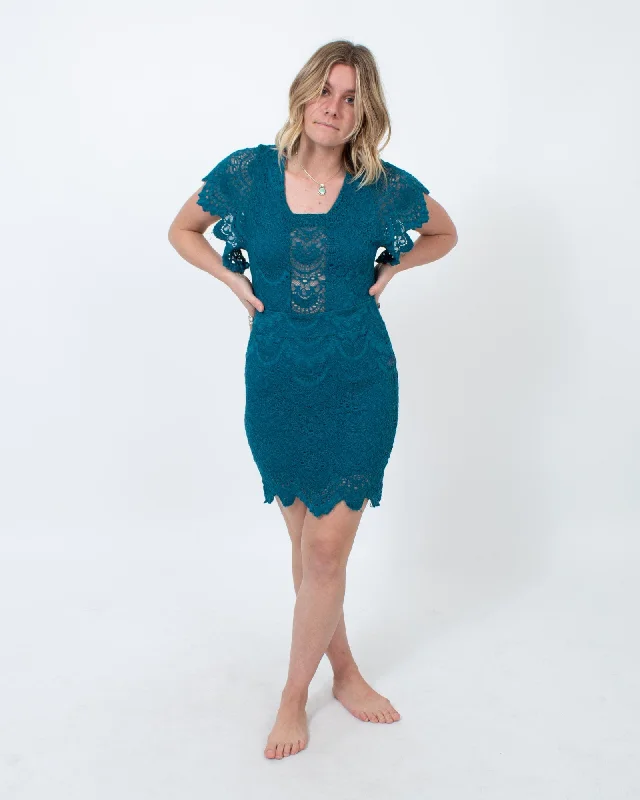 Flutter Sleeve Mini Dress Casual V-Neck Mini Dress