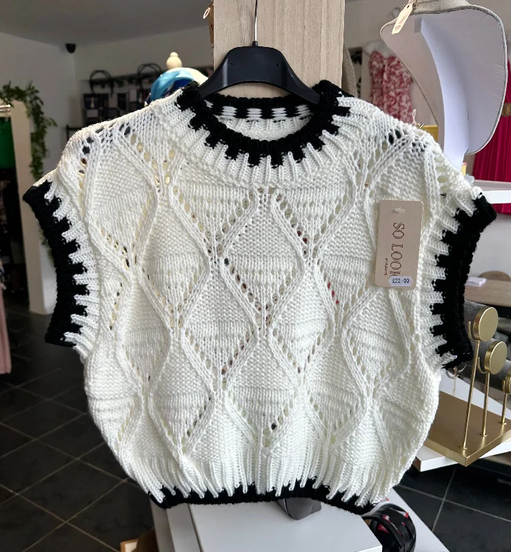 Cropped knitted jumper vest - Cream Hooded Sweater Collared Sweater Shawl Collar
