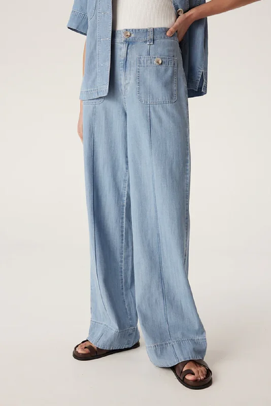 CHAMBRAY