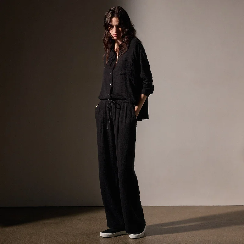 Pleated Wool Blend Pant - Black Chic Capri Pants