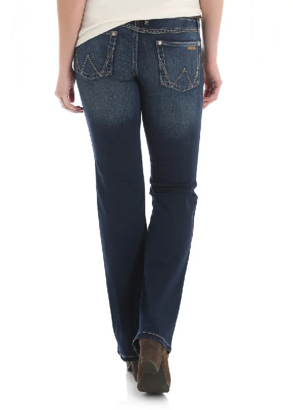 09MWZHT34 Wrangler Women's Retro Mid Rise Jean - Mae 34' Elegant Tapered Leg Denim