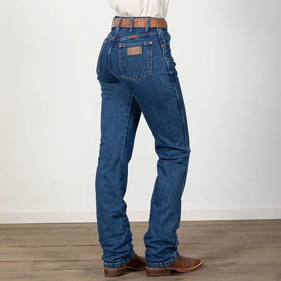 Women's Wrangler Cowboy Cut Slim Fit Jean #112315294 Chic Vintage-Inspired Denim Jeans Women's Wrangler Cowboy Cut Slim Fit Jean #112315294 Chic Vintage-Inspired Denim Jeans