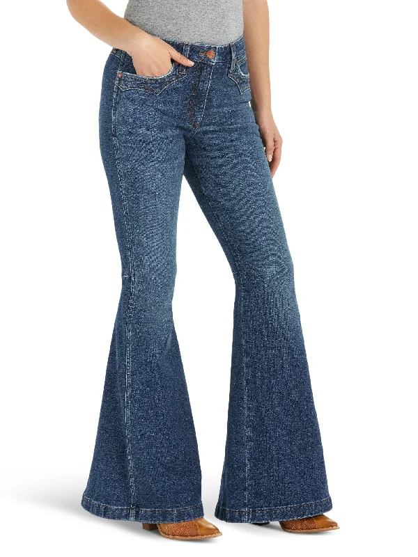 11MPFJW Wrangler Women's Retro High Rise Flare Jean Trendy Classic Fit Jeans