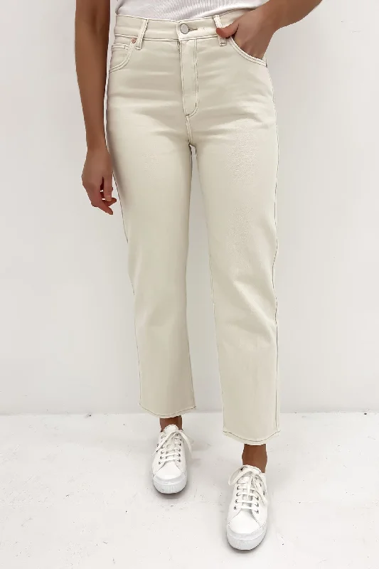 A 95 Mid Straight Jean Natural Fashionable Distressed Jeans