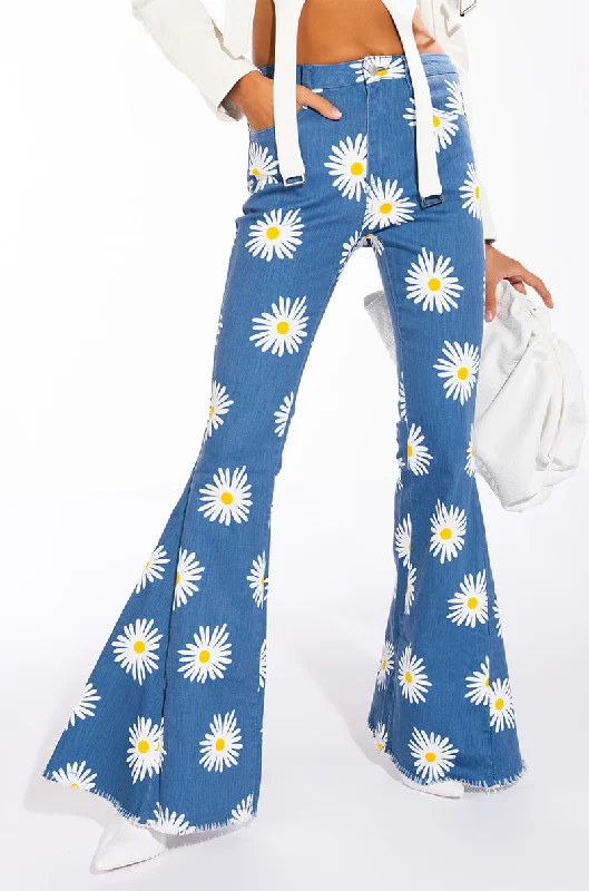 COMING UP DAISIES PRINTED FLARED JEAN Comfortable Flare Leg Jeans