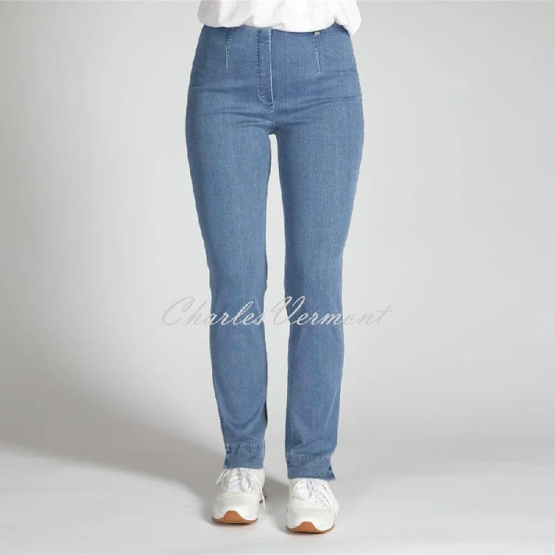 Robell Marie – Full Length Jean 51639-5448-62 (Light Denim Blue) Trendy Wide-Legged High-Waist Jeans
