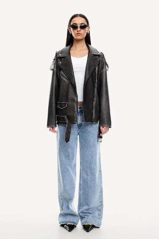 Top Model Jean Washed Blue Fashionable Straight Cut Jeans