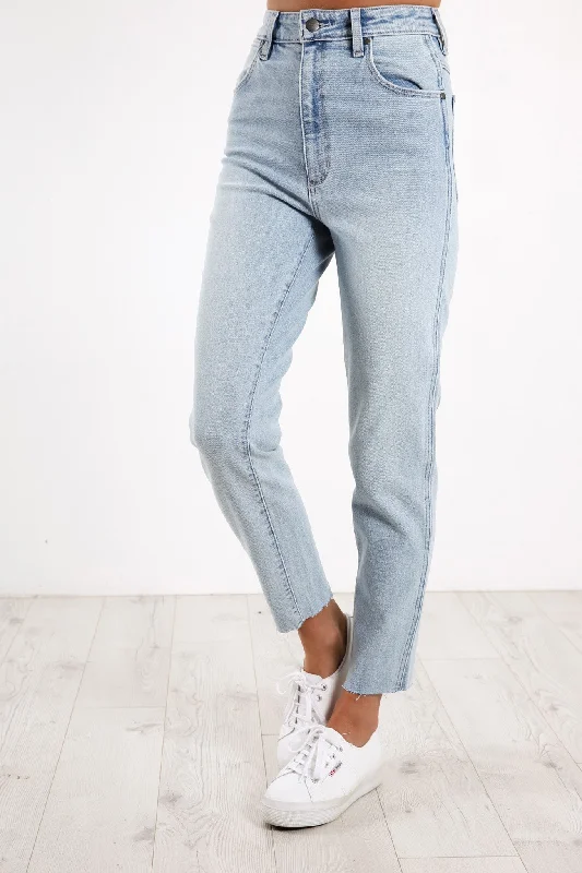 Tyler Cropped Jean Love Buzz Chic Ripped Jeans