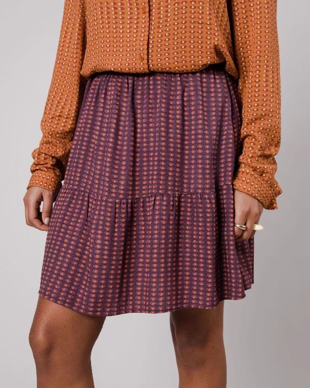 Eyes Short Skirt Prune lace skirt romantic